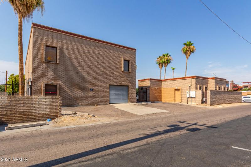 0006-06 - 59th 7122 UNIT 102 & 201