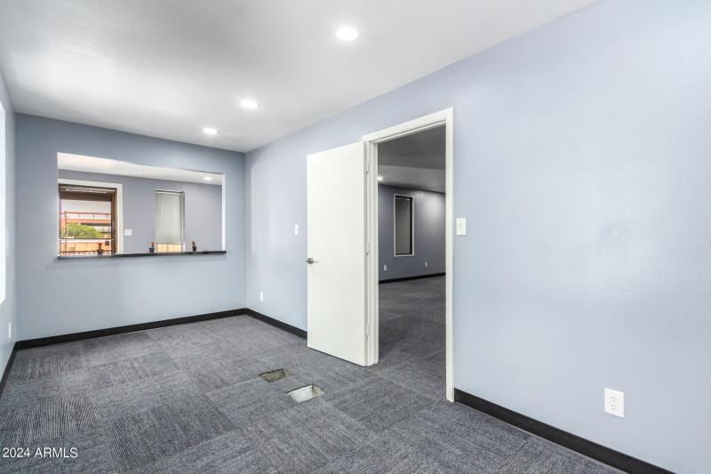 0012-12 - 59th 7122 UNIT 102 & 201