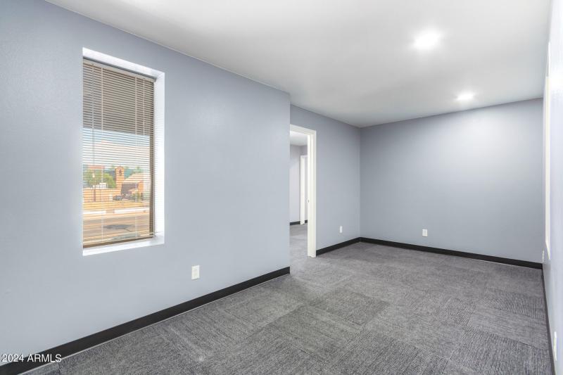 0014-14 - 59th 7122 UNIT 102 & 201