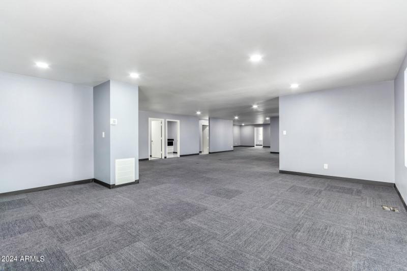 0022-22 - 59th 7122 UNIT 102 & 201