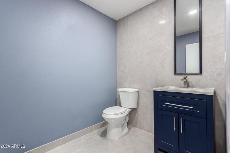 0028-28 - 59th 7122 UNIT 102 & 201