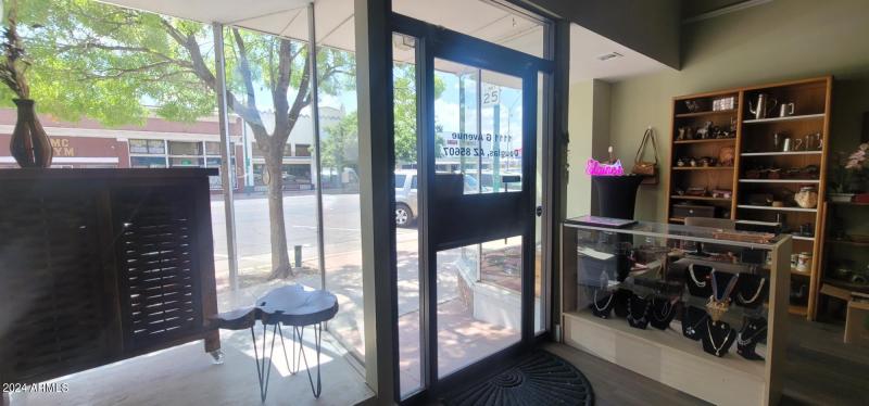 1113 G Ave entrance glass door