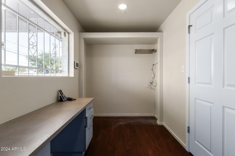 0010-10 - Bethany Home