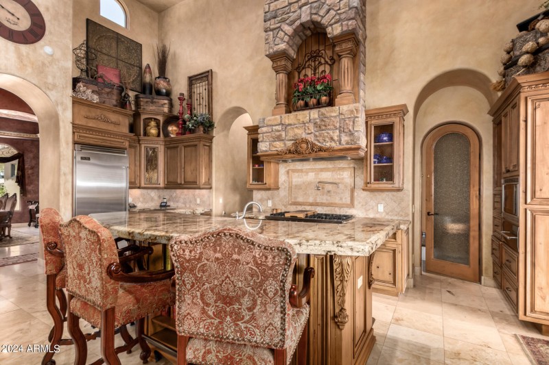 Designer Kitchen Island & Seating
