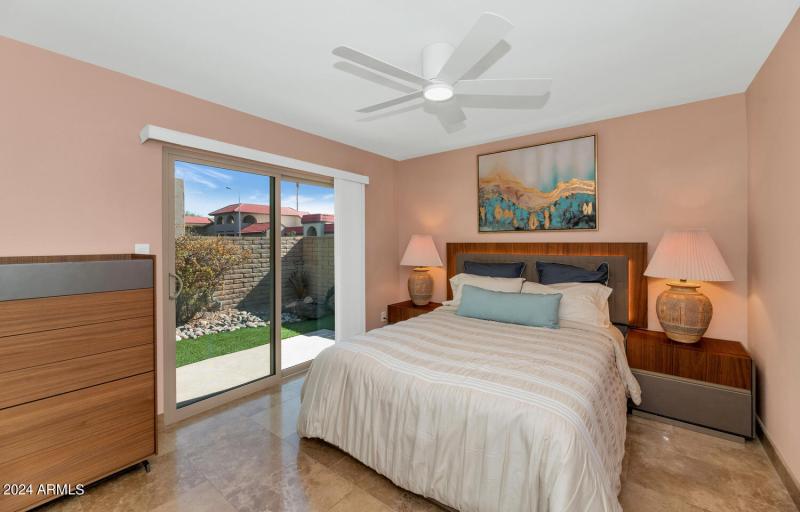 7948 E Vista Dr-large-027-018-7948 E Vis