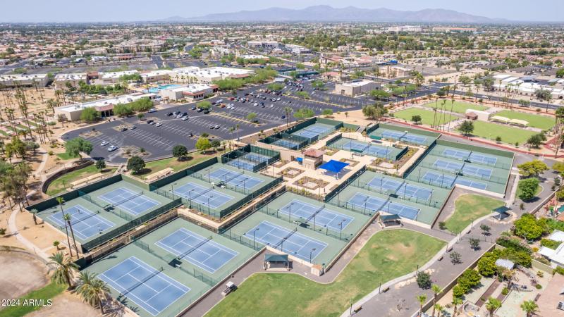 Sun City West Amenities