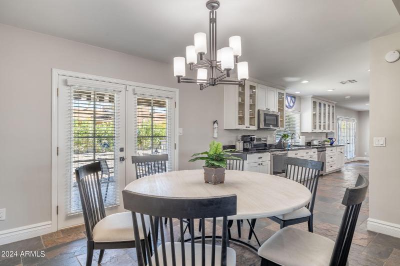 14-web-or-mls-5948-e-corrine-dr