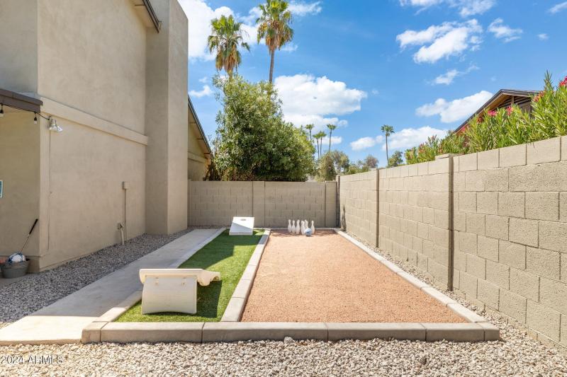 56-web-or-mls-5948-e-corrine-dr