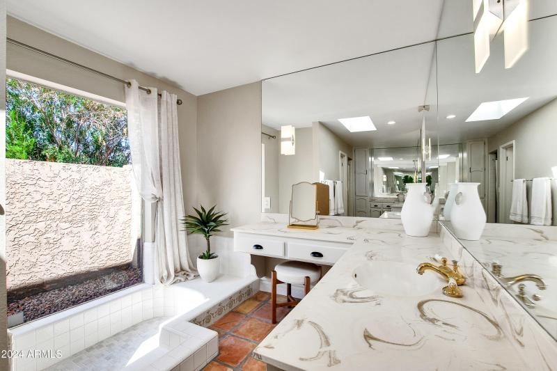 11222 N Miller Rd-33