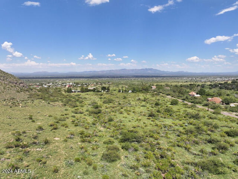 BCA6E17A-A4B3-47ED-A6B5-CD29947B0DB4