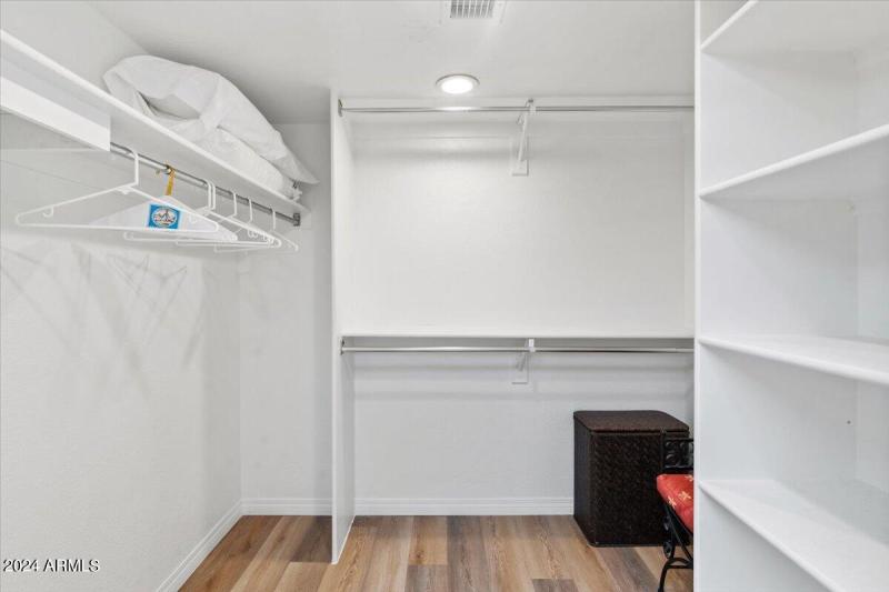 Walk in Closet
