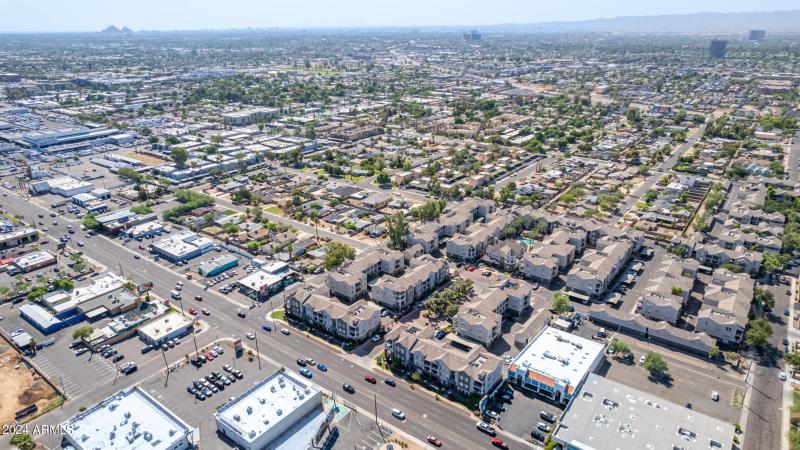 0052-53 - Camelback Drone