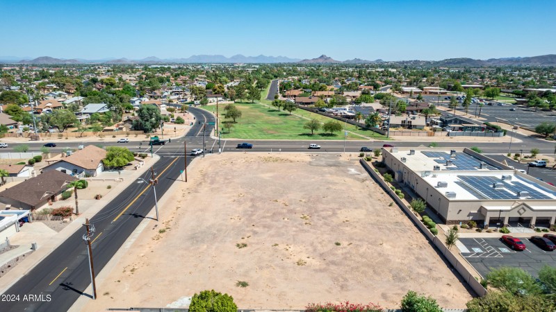 1.1 Acre Corner 35th Ave & Paradise Lane