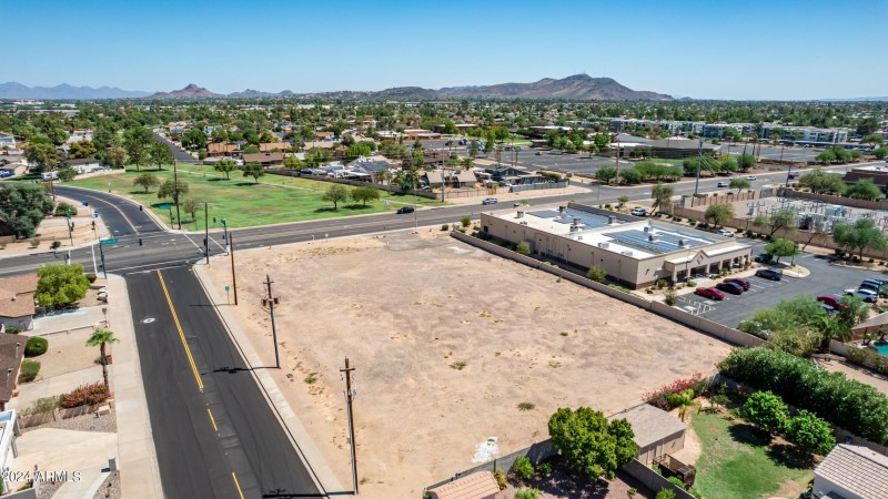 1.1 Acre Corner 35th Ave & Paradise Lane