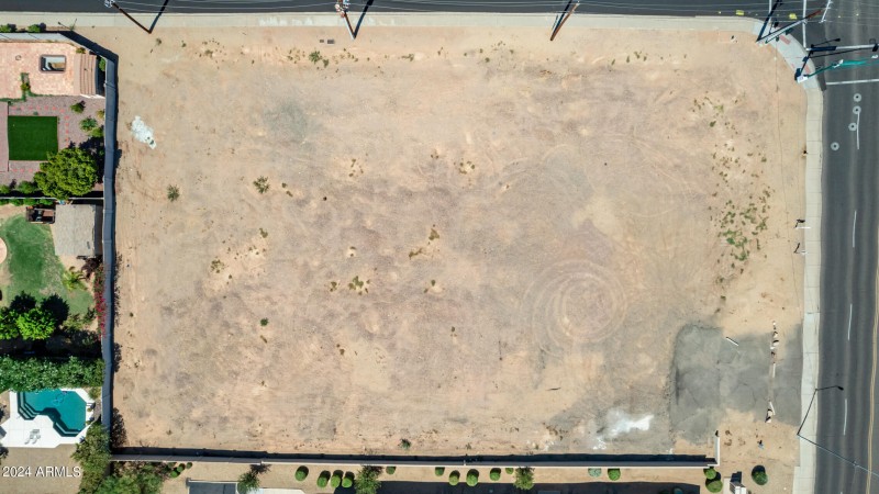 1.1 Acre Corner 35th Ave & Paradise Lane