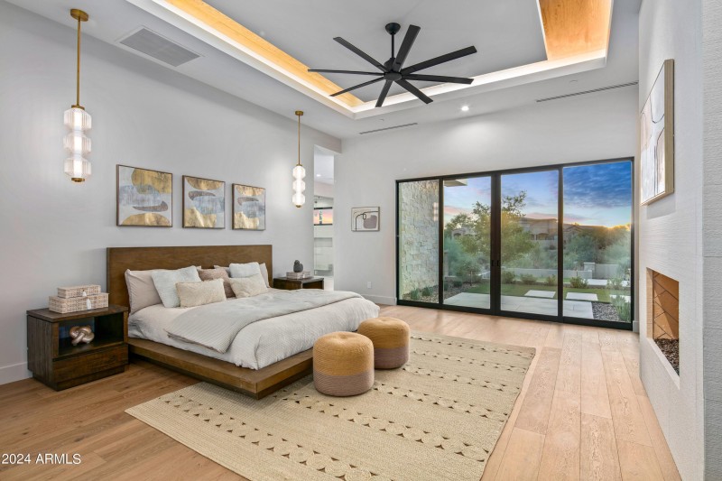 025_Opulent Primary Suite