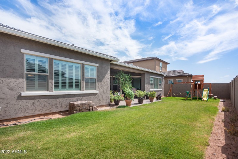 47-10020 E Strobe Ave-47