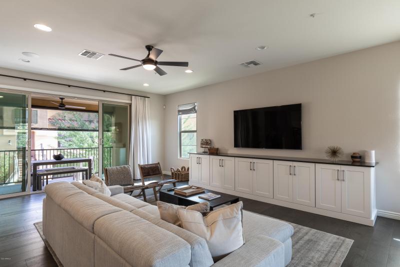 006_Living Space