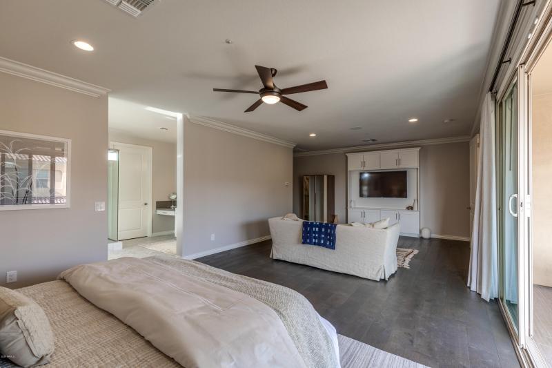 012_Master Suite