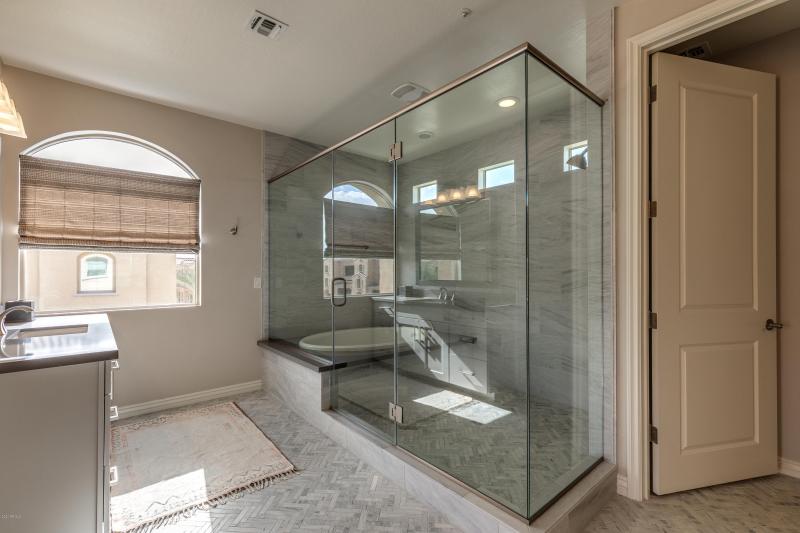 014_Master Bath