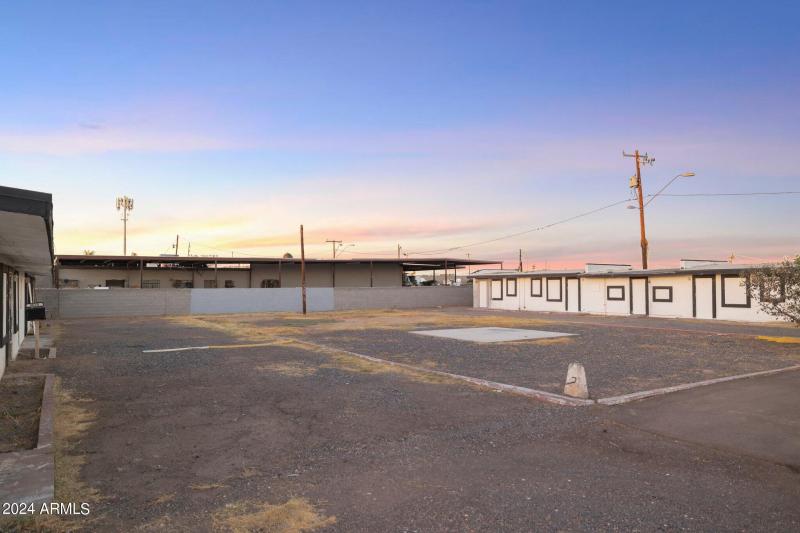 7-web-or-mls-QPT Photo - MAP_9088