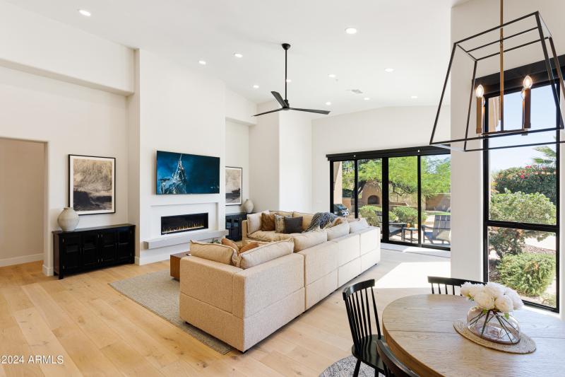 PropertyImageCo_12077ELaurelLn_WEB-22