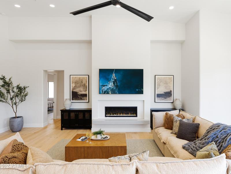 PropertyImageCo_12077ELaurelLn_WEB-25