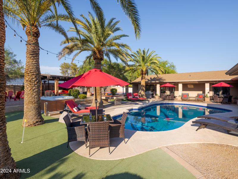 PropertyImageCo_6124EDelcoaAve_WEB-5