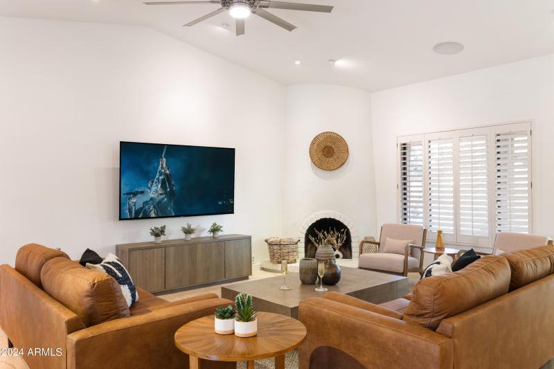 PropertyImageCo_6124EDelcoaAve_WEB-42