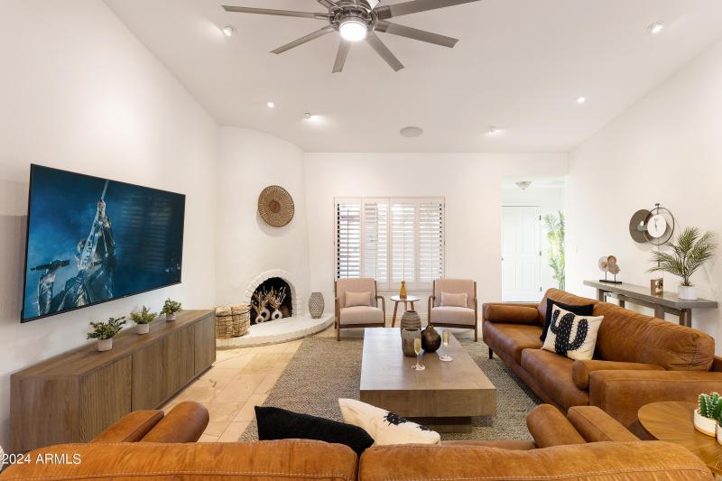 PropertyImageCo_6124EDelcoaAve_WEB-43