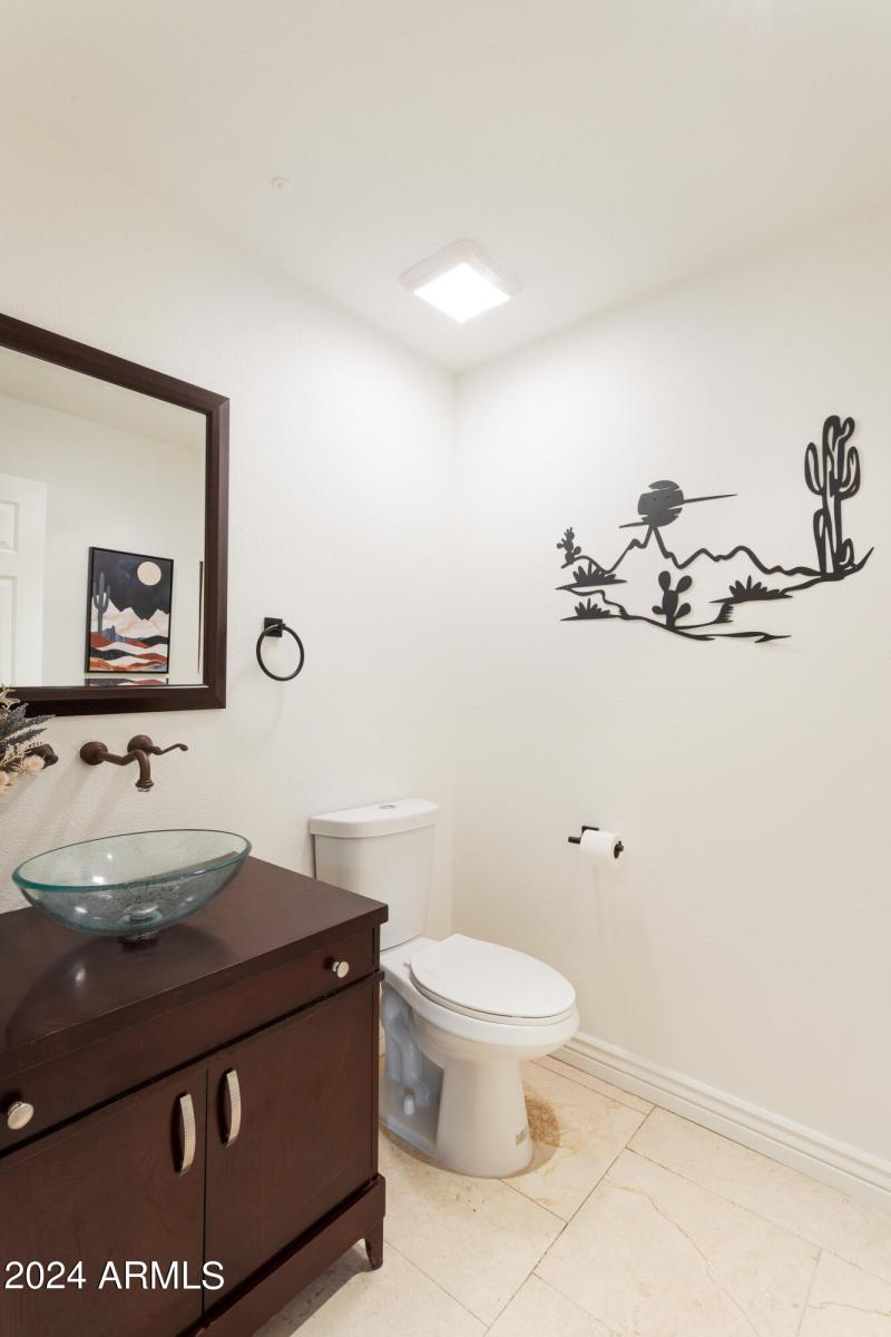 PropertyImageCo_6124EDelcoaAve_WEB-44