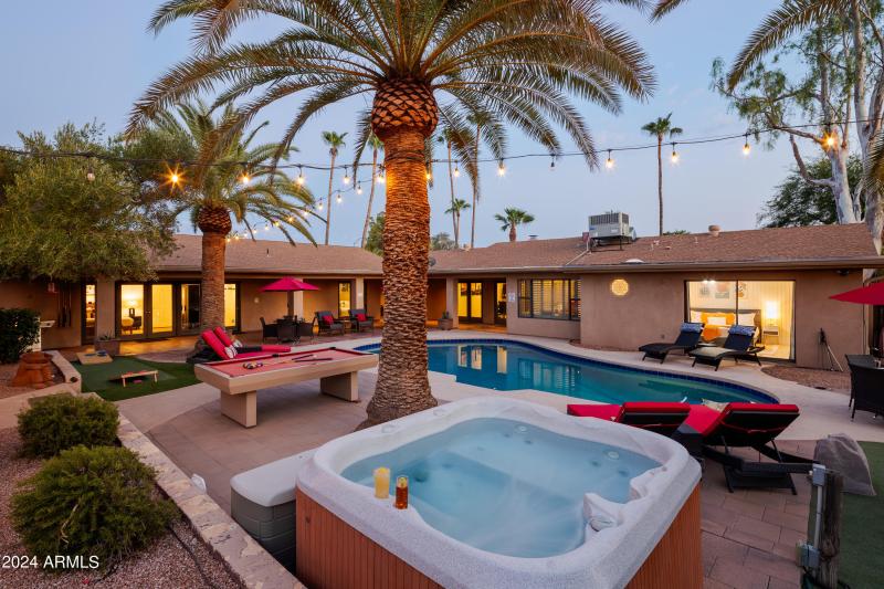 PropertyImageCo_6124EDelcoaAve_WEB-66