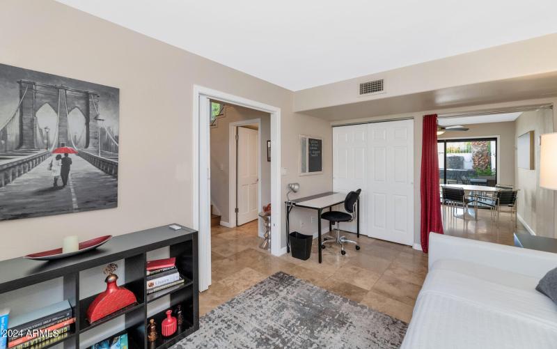 7740 E Camelback Rd-large-015-019-TOD301