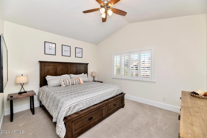 12823 N 78th St-large-018-020-12823 N 78