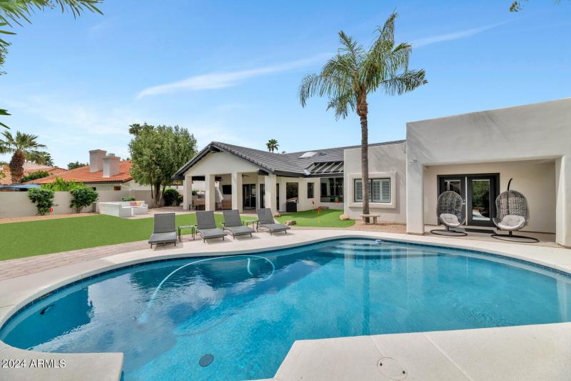 12823 N 78th St-large-025-034-12823 N 78