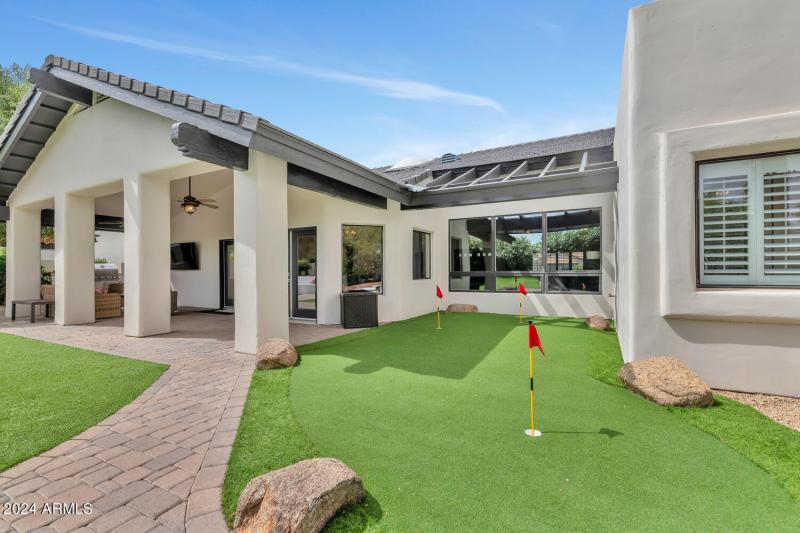 12823 N 78th St-large-026-021-12823 N 78