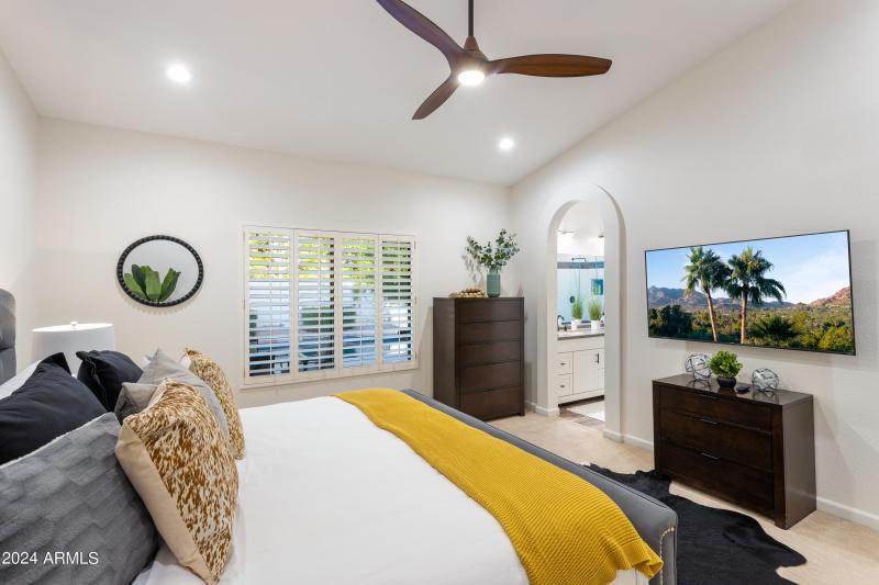 Primary Bedroom, En-Suite Bathroom