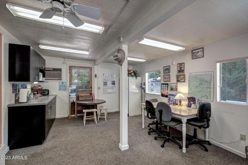 0D0A7657And8more_HR5 copy.jpgps