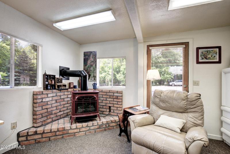 0D0A7668And7more_HR5 copy.jpgps