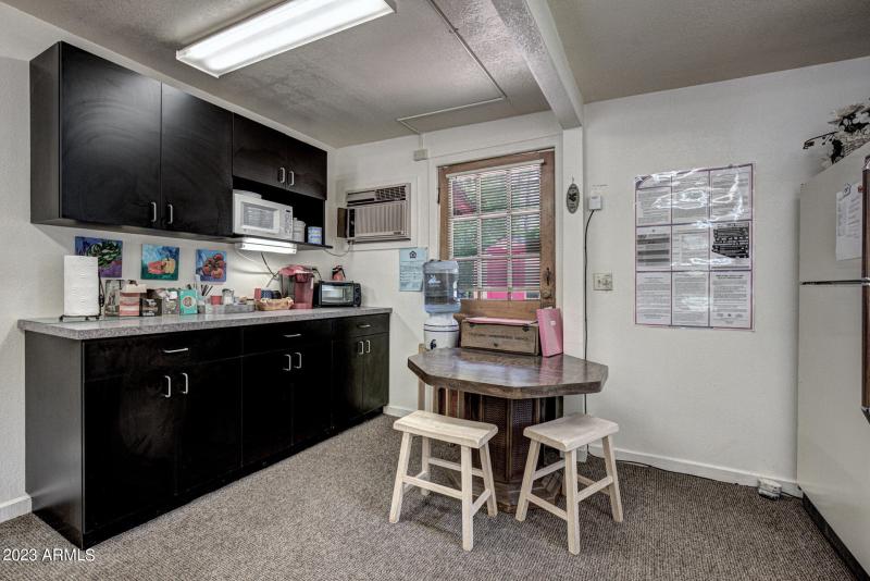 0D0A7677And8more_HR5 copy.jpgps