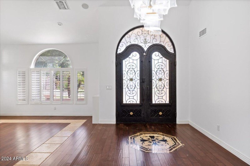 04-Foyer