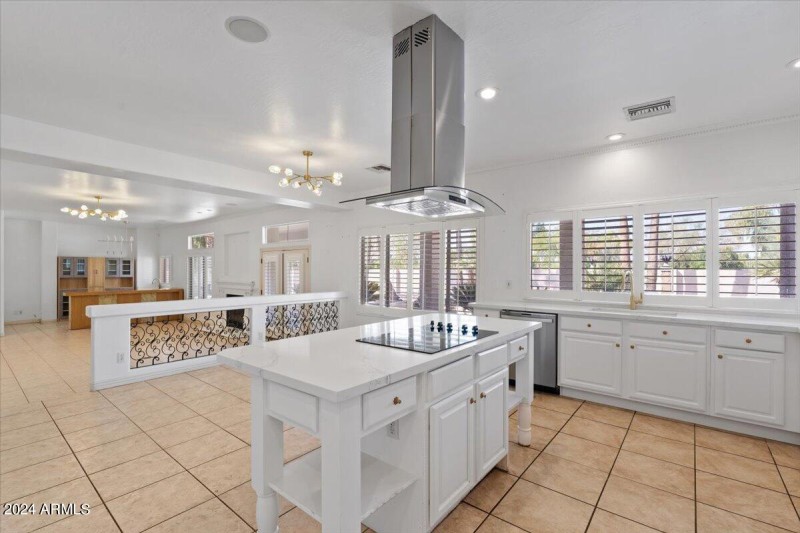 13-Kitchen