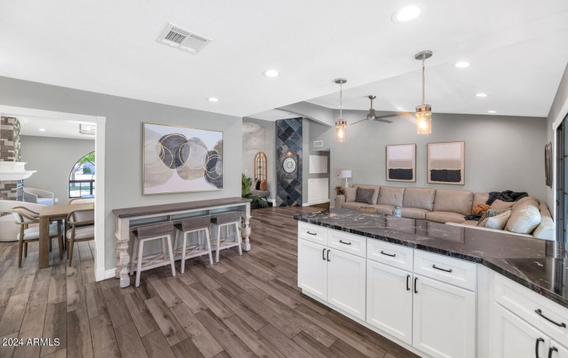 1439 S almar Cir-large-007-026-TOD3374-1