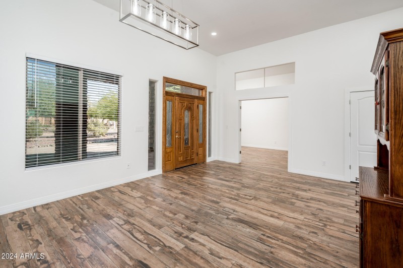 30826 N Crozier Rd - MLS-12