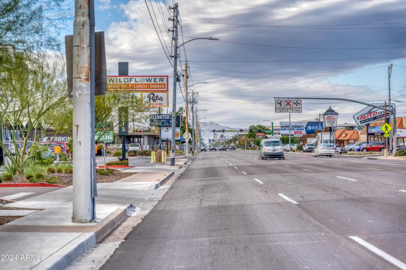 DSC07337_AuroraHDR2019-edit