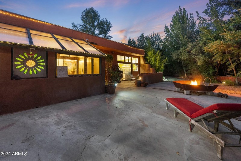 Earthship