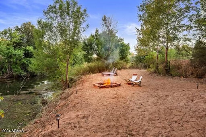 Oak Creek