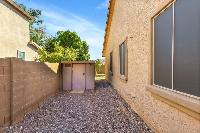31-21527 N 78th Lane-45
