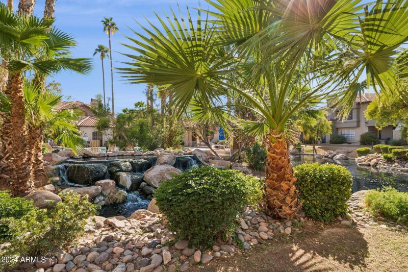 28-web-or-mls-10019-e-mountain-view-rd-1