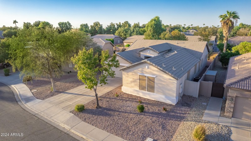 1384 E. Morelos Street